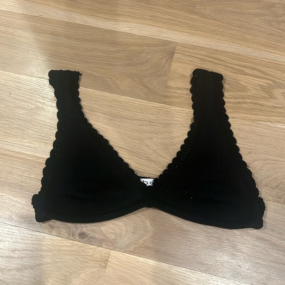 Bebe sweater Bralette. Size small.